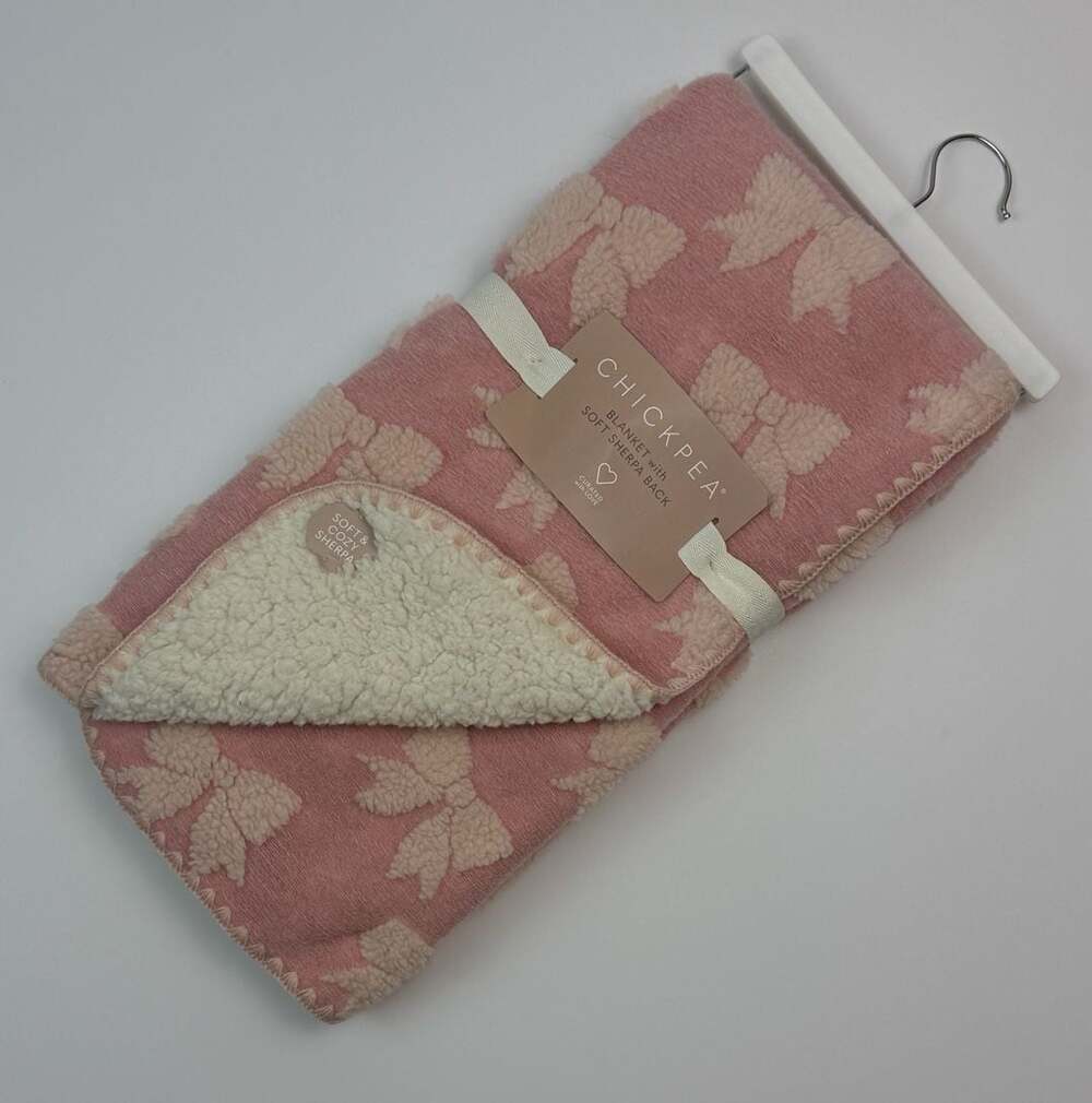 Chickpea Blanket with Soft Sherpa Back Pink Bow Pattern baby 30x40
